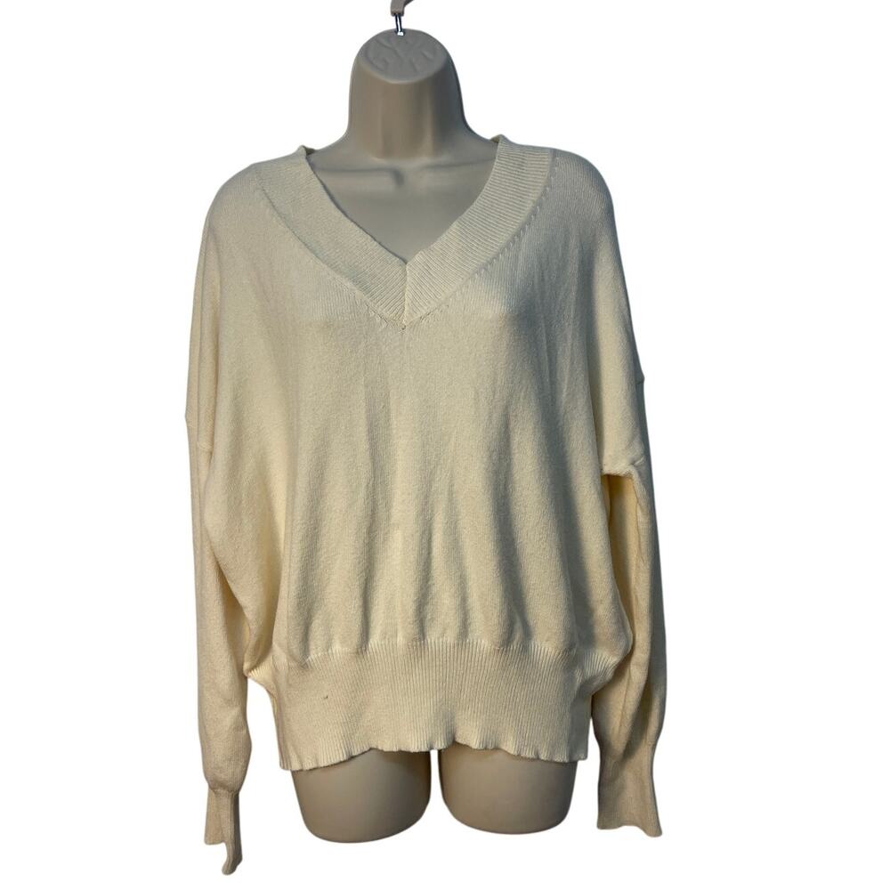 Philosophy Women's Long Sleeve V-Neck Knit Top Color Crème Size XL